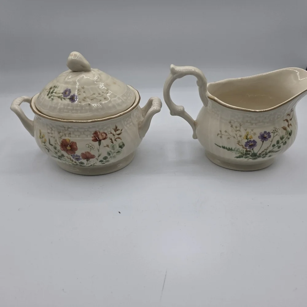Mikasa Margaux sugar bowl creamer set D1006 Wildflowers Floral Ivory White Weave